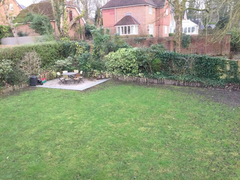 Churstonbnb, Private Flat Within Family Home, Bolton Lostock Exterior photo